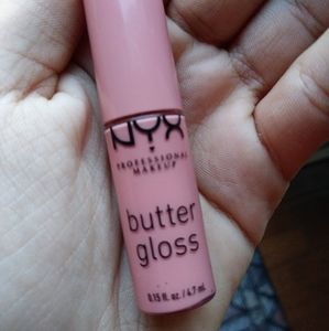 Nyx NEW butter gloss